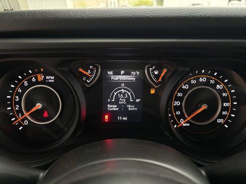 New 2026 Jeep Gladiator Sport AWD/4WD image 12