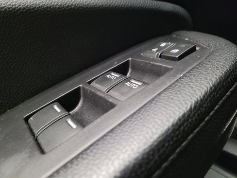 Used 2019 Honda Pilot EX-L image 27