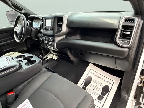 Used 2024 RAM 2500 Tradesman w/ Chrome Appearance Group AWD/4WD image 37