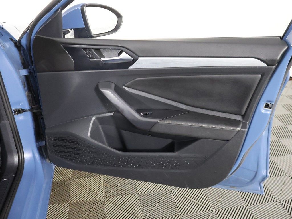 Used 2025 Volkswagen Jetta S FWD image 21