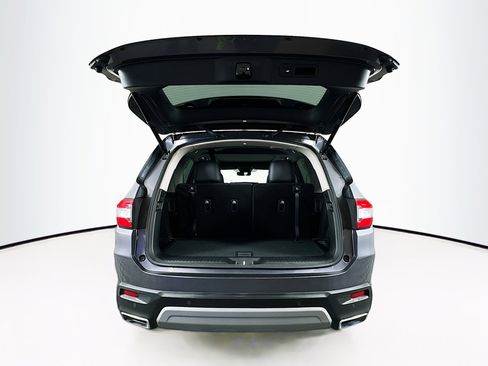 Used 2025 Honda Pilot Elite image 32