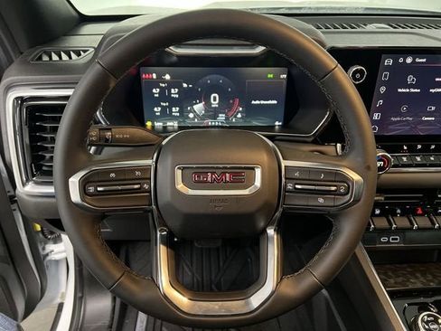 New 2026 GMC Canyon Elevation w/ Convenience Package image 11