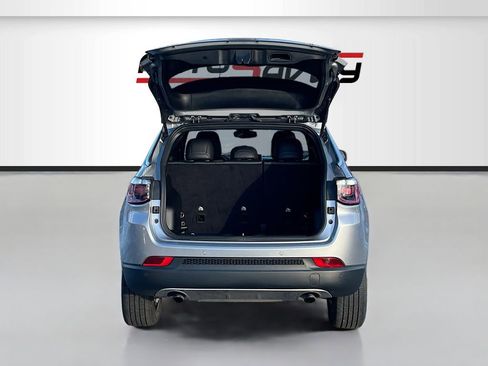 Used 2023 Jeep Compass Limited image 26