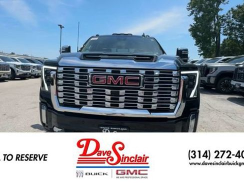 New 2026 GMC Sierra 2500 Denali w/ Denali Reserve Package AWD/4WD image 3