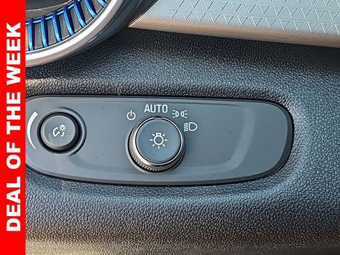 New 2025 Chevrolet Trax LT w/ Driver Confidence Package image 24