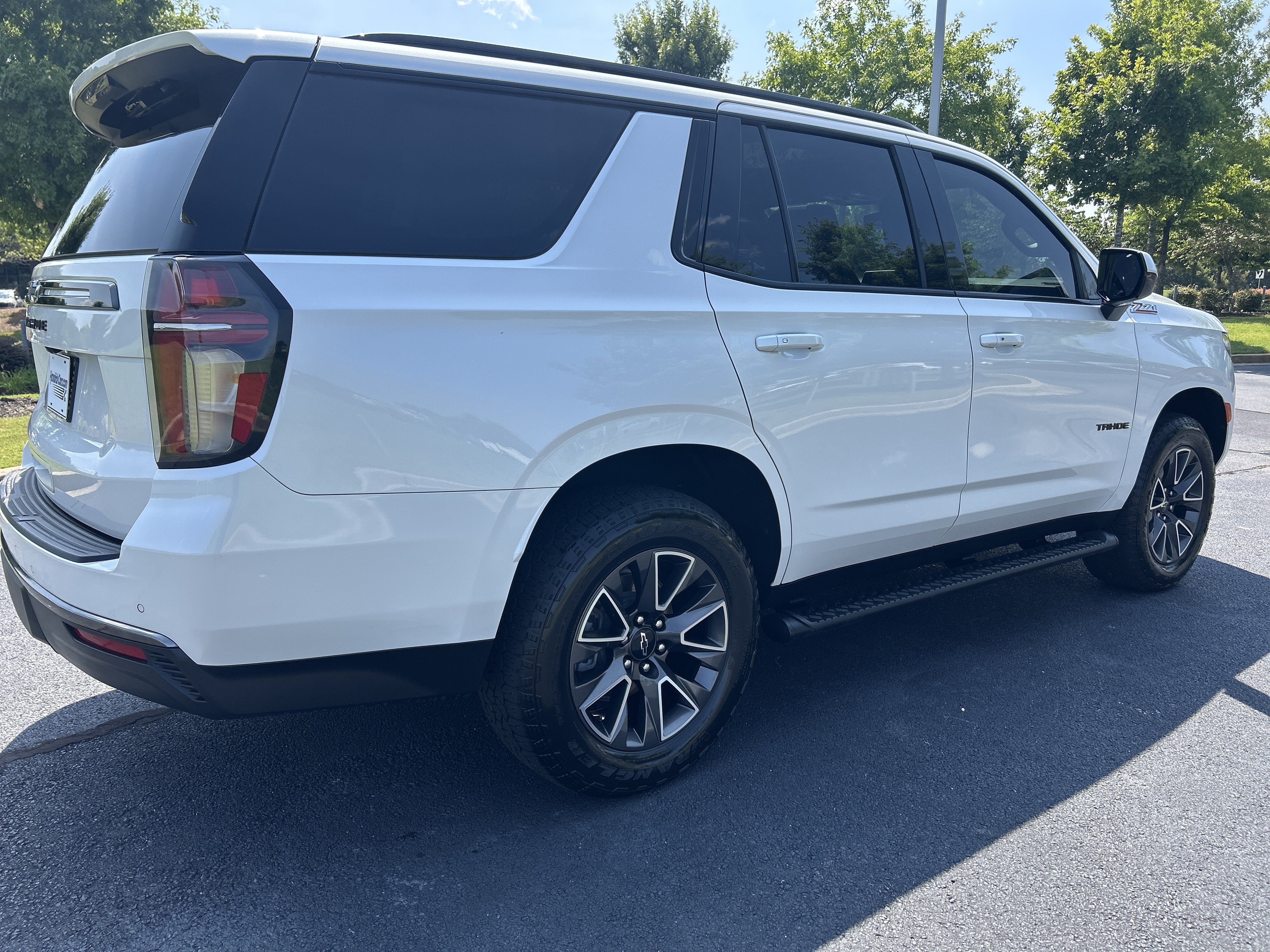 Used 2021 Chevrolet Tahoe Z71 AWD/4WD image 9