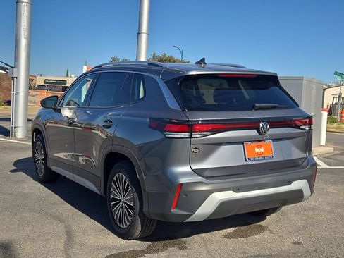 Certified 2025 Volkswagen Tiguan S FWD image 8