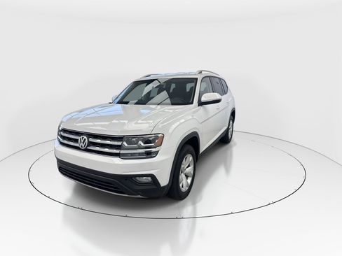 Used 2018 Volkswagen Atlas SE image 4