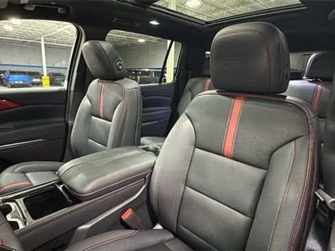 New 2026 Chevrolet Traverse RS w/ LPO, Floor Liner Package image 12