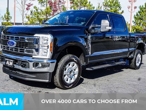 Used 2024 Ford F250 XLT image 3