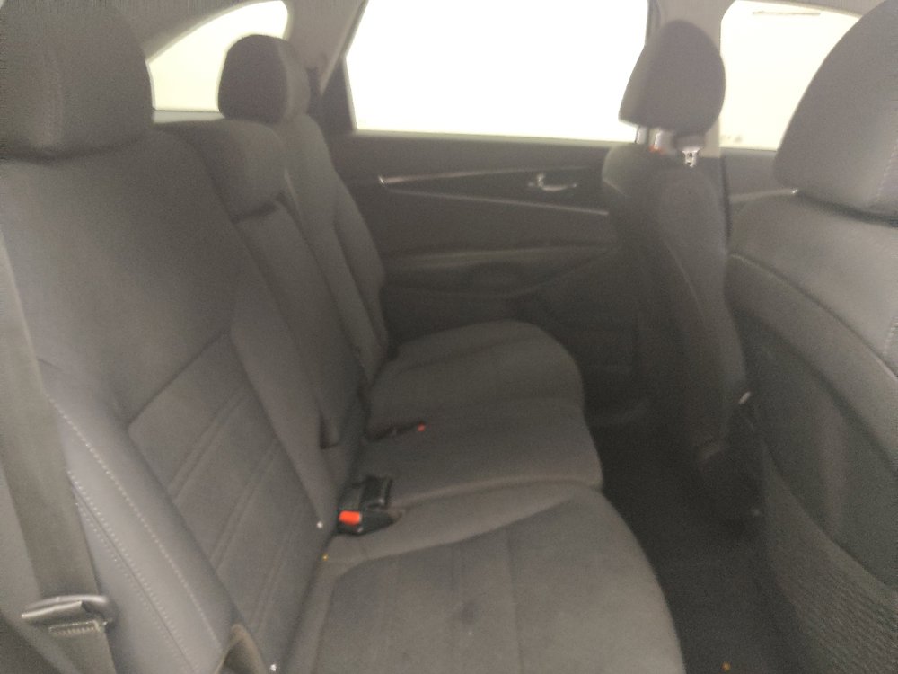 Used 2019 Kia Sorento AWD image 18
