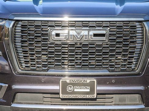Used 2024 GMC Yukon Denali Ultimate image 7