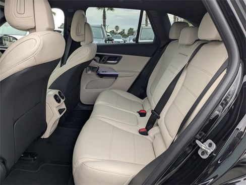 New 2026 Mercedes-Benz GLC 300 GLC 300 image 14