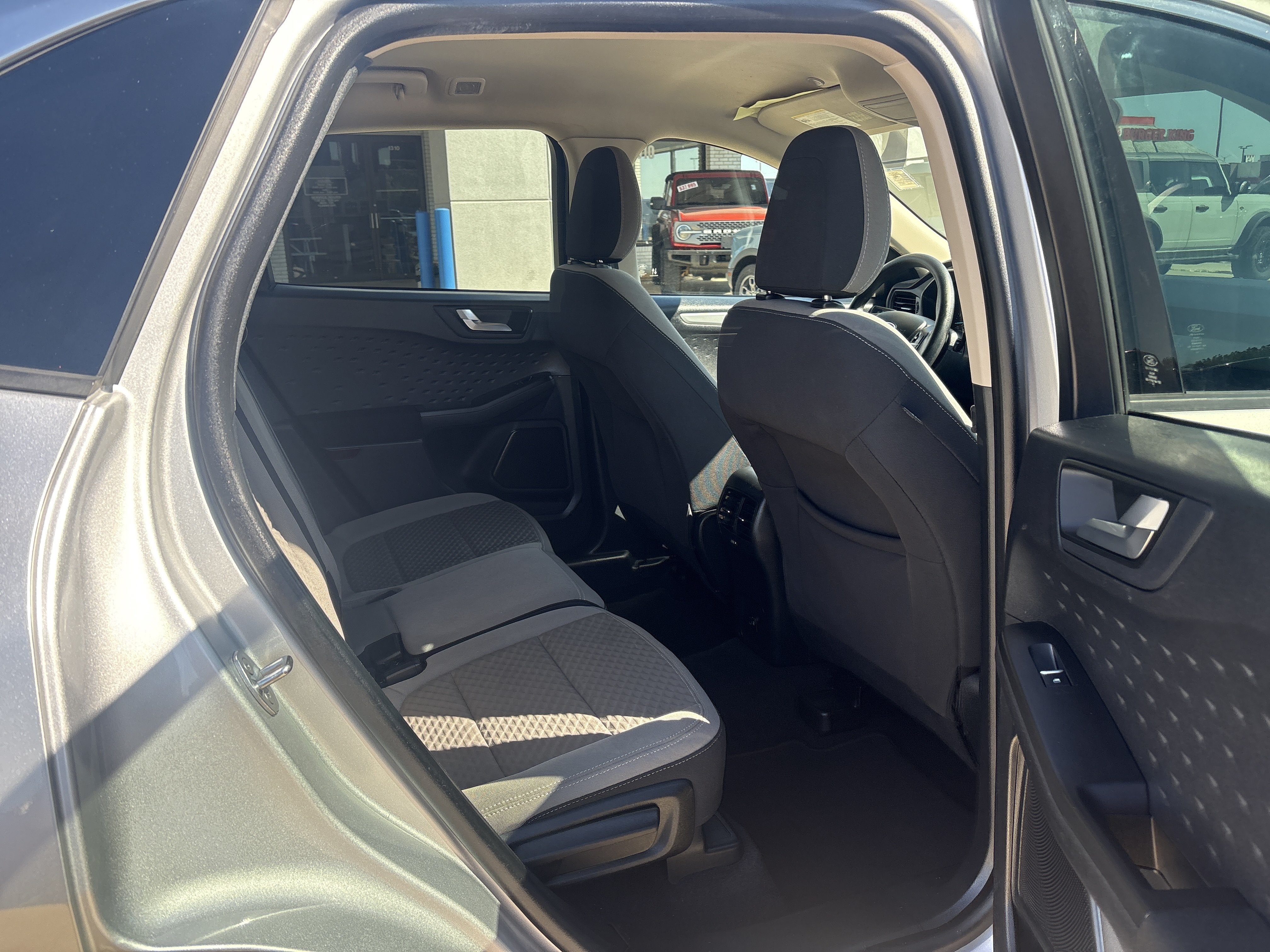 Used 2020 Ford Escape SE FWD image 7