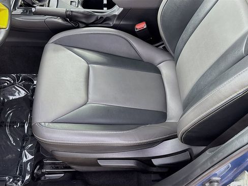 Used 2021 Subaru Crosstrek 2.5i Sport w/ Moonroof Package image 22