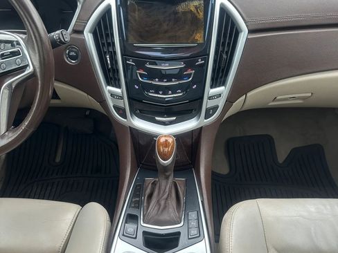 Used 2016 Cadillac SRX Luxury w/ Driver Awareness Package FWD image 11