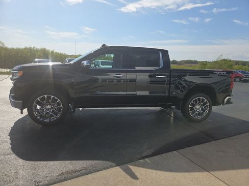 Certified 2025 Chevrolet Silverado 1500 LTZ w/ Technology Package AWD/4WD image 4