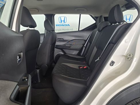 Used 2020 Nissan Kicks SV FWD image 13