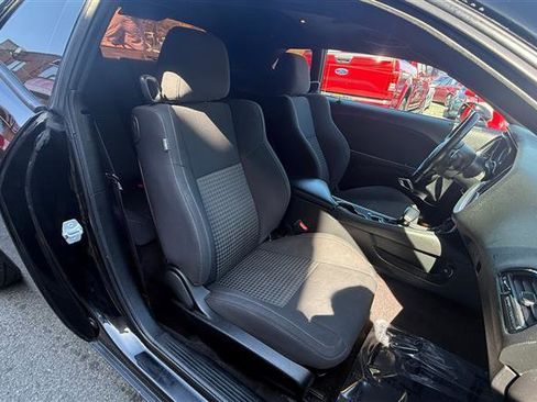 Used 2019 Dodge Challenger R/T image 8