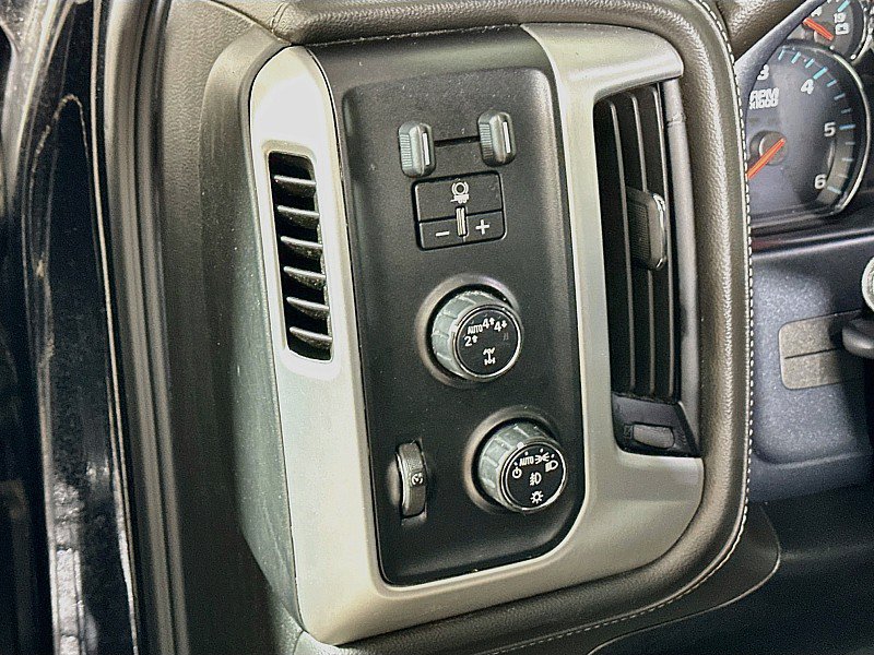 Used 2018 GMC Sierra 1500 SLT AWD/4WD image 10