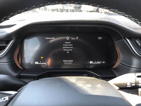 New 2025 Jeep Grand Cherokee Limited w/ Luxury Tech Group II image 22