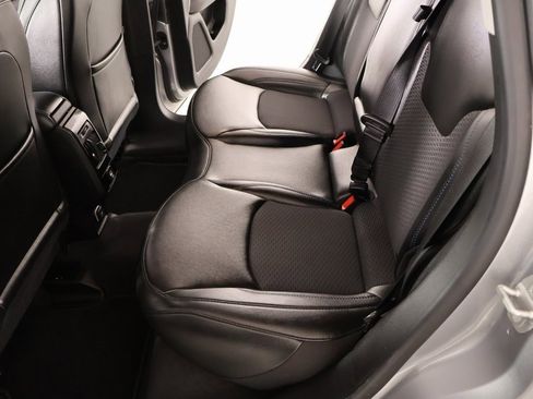 Used 2022 Jeep Compass Latitude image 11