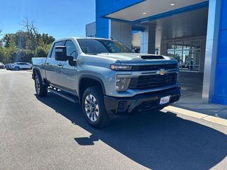Used 2024 Chevrolet Silverado 2500 Custom w/ Custom Value Package video 2