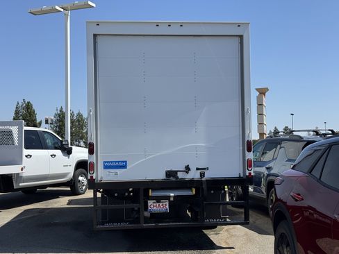 New 2025 Chevrolet Low Cab Forward image 5