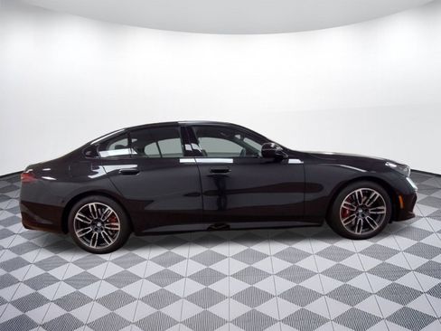 New 2026 BMW 540i xDrive 540i xDrive w/ M Sport Package image 7