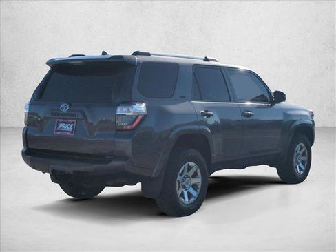 Used 2021 Toyota 4Runner SR5 image 5