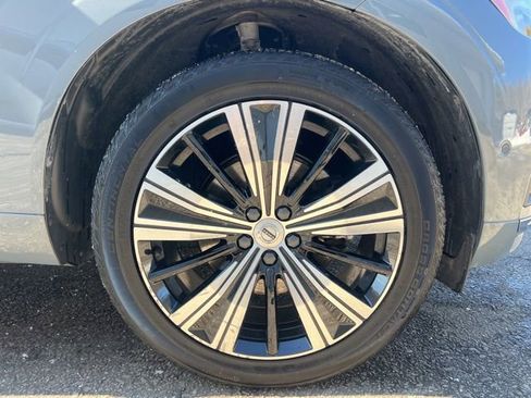 Certified 2023 Volvo XC60 B5 Plus image 12