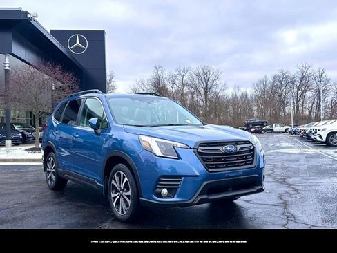 Used 2022 Subaru Forester Limited image 1