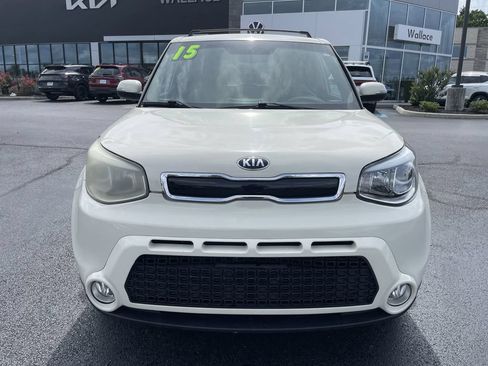Used 2015 Kia Soul ! w/ Umber Package 1 FWD image 2