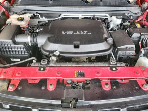 Used 2018 Chevrolet Colorado ZR2 image 25