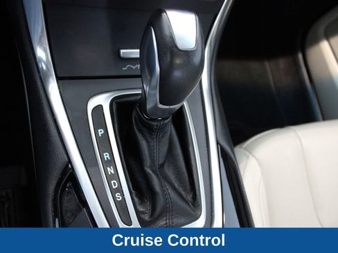 Used 2016 Ford Edge Titanium w/ Equipment Group 301A AWD/4WD image 17
