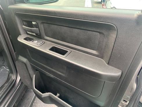 Used 2019 RAM 1500 Express AWD/4WD image 13