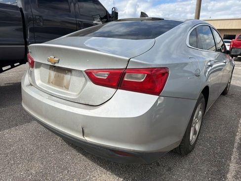 Used 2018 Chevrolet Malibu LS image 10