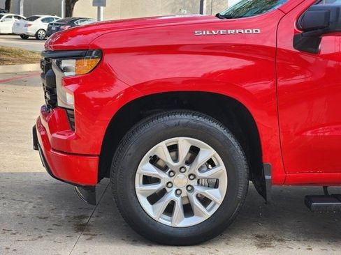 Used 2023 Chevrolet Silverado 1500 Custom image 16