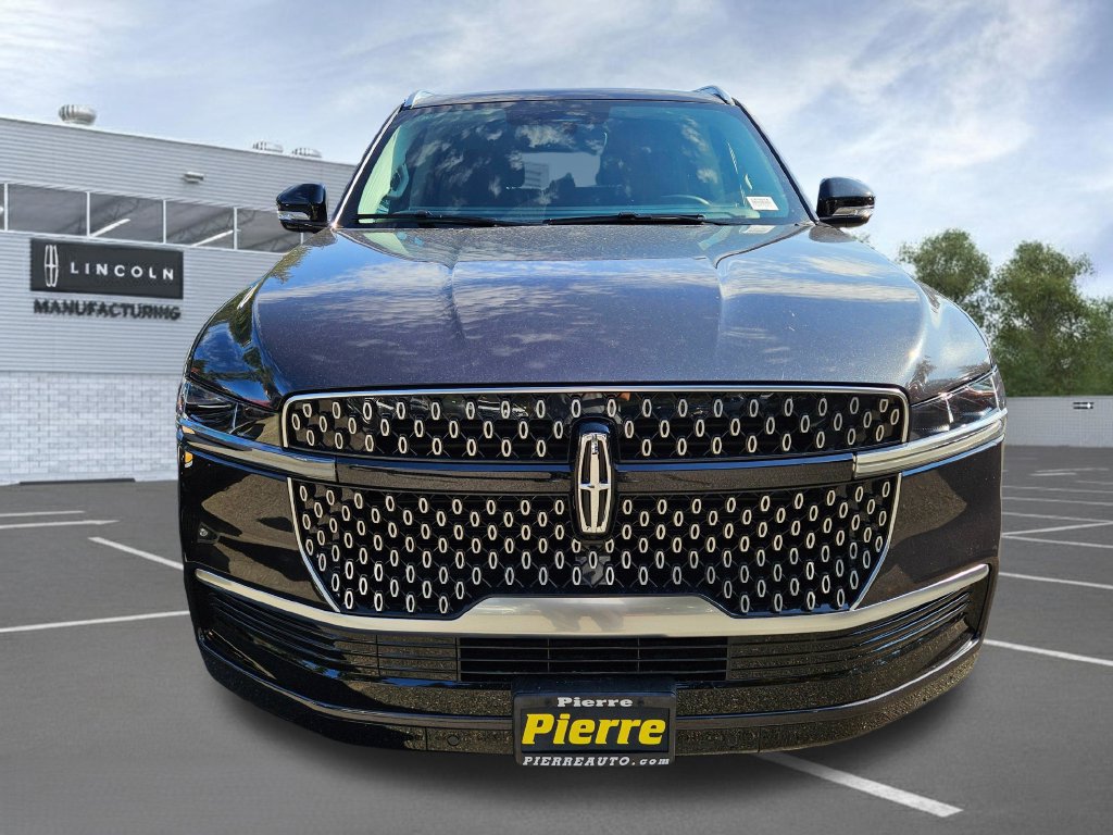 New 2027 Lincoln Navigator Reserve AWD/4WD image 7