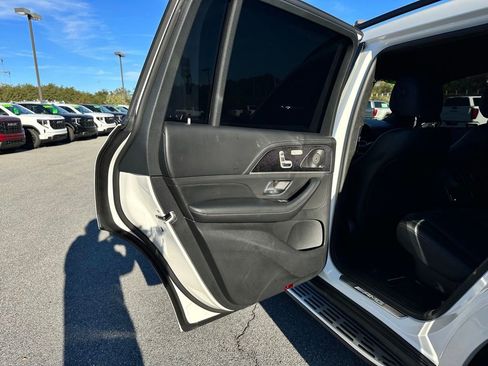 Used 2023 Mercedes-Benz GLS 63 AMG 4MATIC image 22