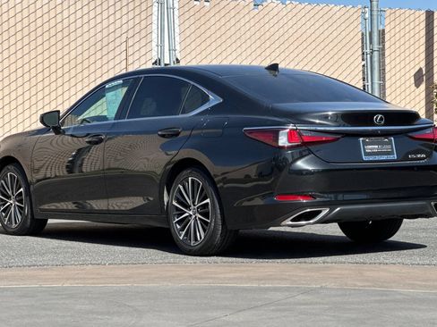 Certified 2024 Lexus ES 350 w/ Premium Package FWD image 6