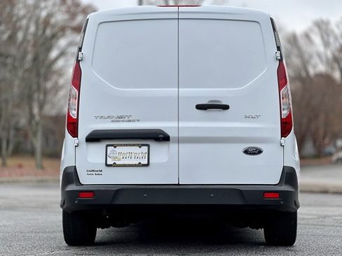 Used 2019 Ford Transit Connect XLT image 7
