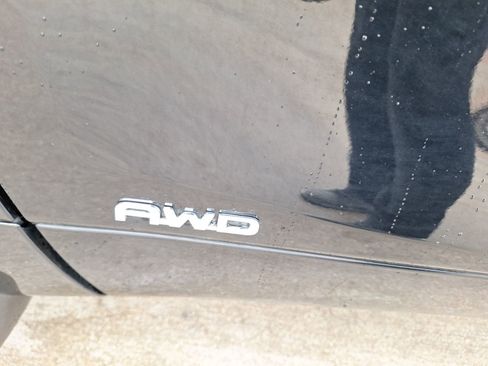 Used 2023 Toyota Highlander Limited image 15