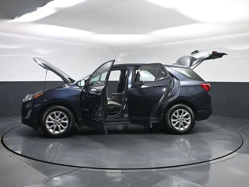 Used 2019 Chevrolet Equinox LS image 26