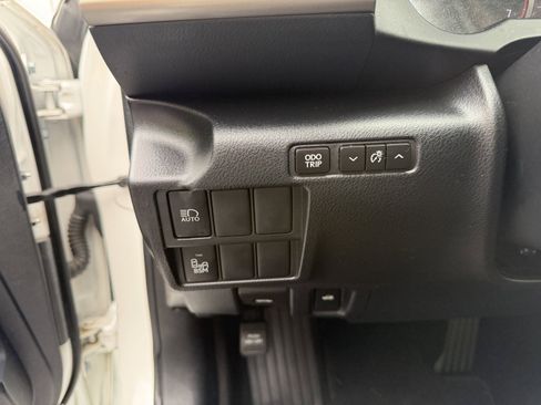Used 2017 Lexus IS 300 AWD w/ Premium Package image 23