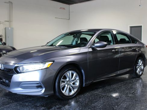 Used 2019 Honda Accord LX image 6