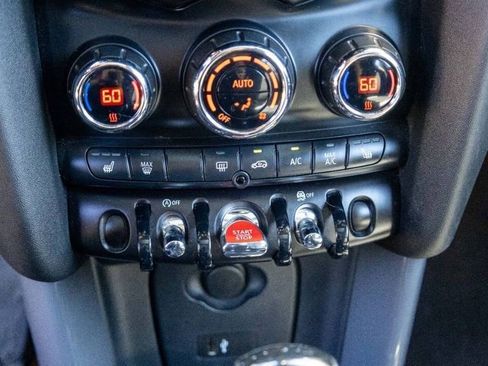 Used 2020 MINI Cooper 2-Door Hardtop image 41