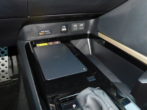 Used 2025 Toyota Camry XSE w/ Premium Package FWD image 34