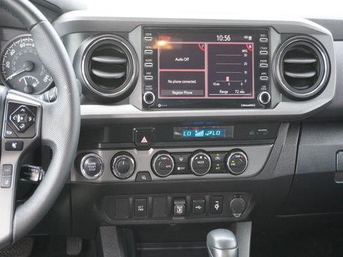 Used 2023 Toyota Tacoma 4x4 Double Cab image 16