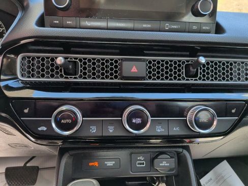 Certified 2023 Honda Civic EX image 17